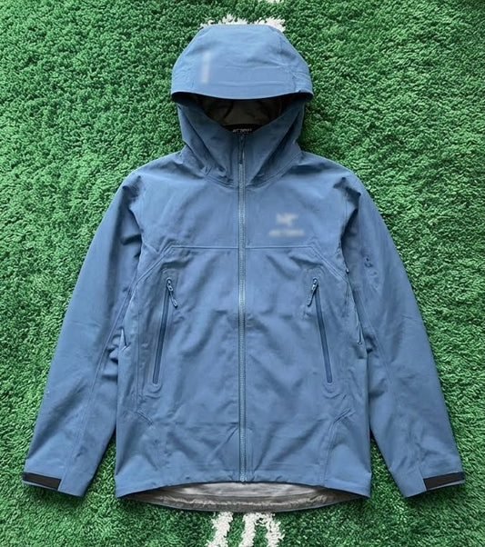 Water-Resistant Mountain Windbreaker