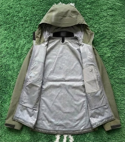 Water-Resistant Mountain Windbreaker