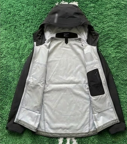 Water-Resistant Mountain Windbreaker