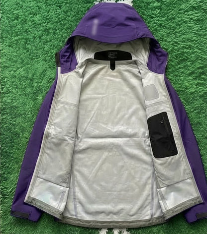Water-Resistant Mountain Windbreaker